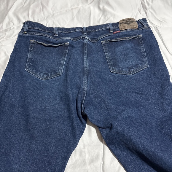 Like new Wrangler Men’s Jeans, 44x30, non smoking home - Picture 3 of 3